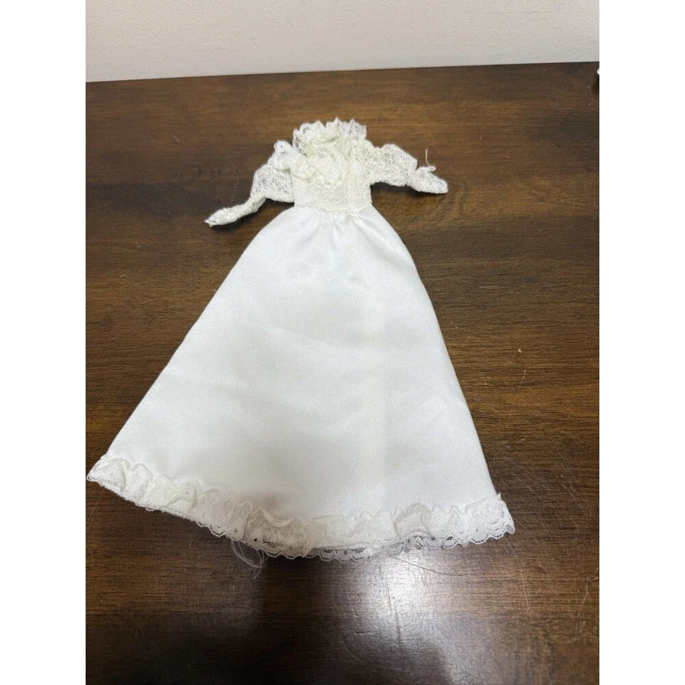 Mattel Barbie Family Tracy Bride Original High Neck Wedding Dress 1982